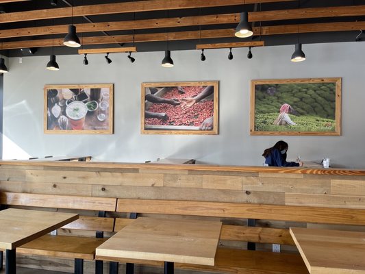 7 Leaves Cafe by null