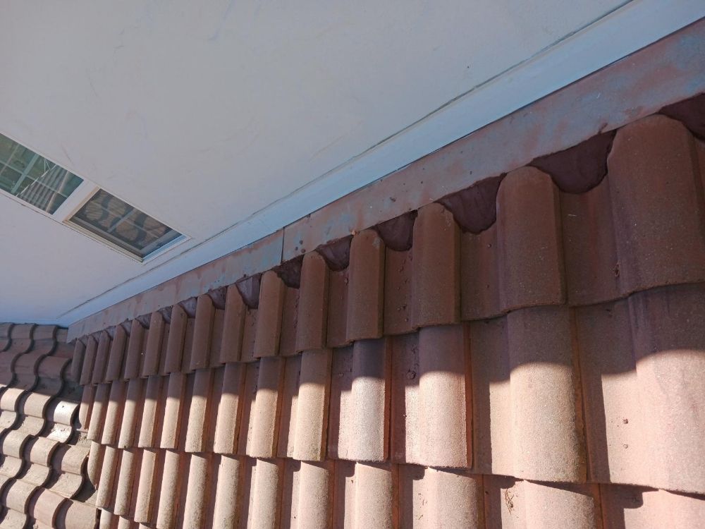 Slide of Rouse Roofing