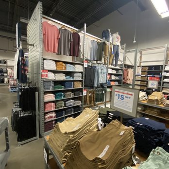 Old Navy Outlet - Oldnavy LBV - Women's Clothing Near Me - Orlando, Florida