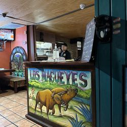 Los Magueyes Crystal River - Front entrance