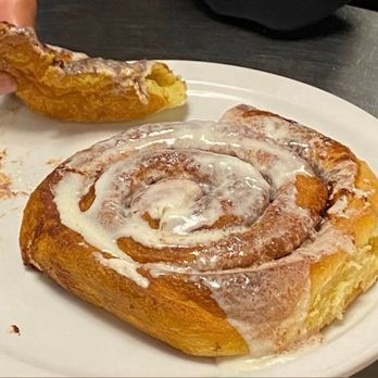 Rudford's Restaurant - Cinnamon roll - Diners Near Me - San Diego, California Rudford's Restaurant - Cinnamon roll - Diners Near Me - San Diego, California