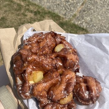 Back Door Donuts - Apple fritter - Bakeries Near Me - Oak Bluffs, Massachusetts Back Door Donuts - Apple fritter - Bakeries Near Me - Oak Bluffs, Massachusetts