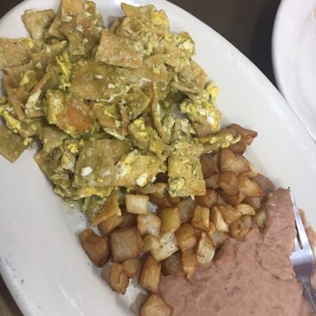 Elena's Taqueria - Green Chilaquiles! - Mexican Near Me - Dallas, Texas