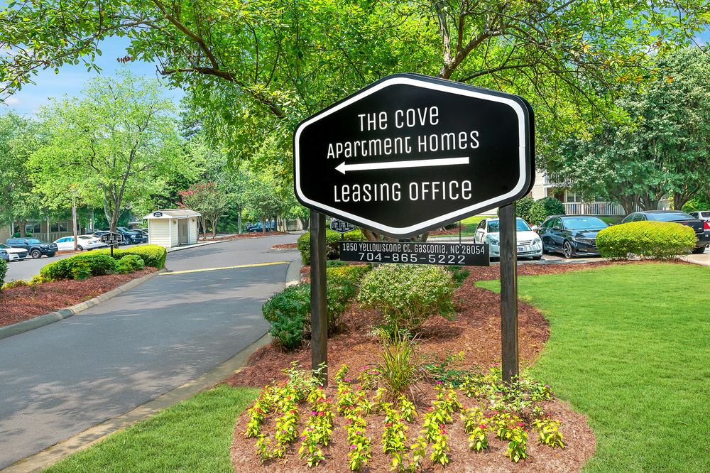 THE COVE APARTMENT HOMES Updated September 2024 18 Photos 1850