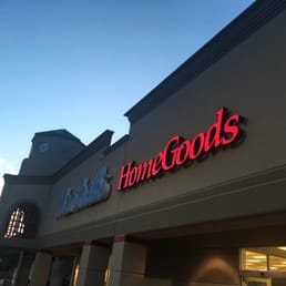 Marshalls Home"not-so"Goods . Store is a pit Marshalls Home"not-so"Goods . Store is a pit