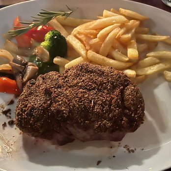 Hereford Steakhouse - This is a fillet that is shaped like a ribeye it taste like a strip. - Steakhouses Near Me - Oslo, 03 Hereford Steakhouse - This is a fillet that is shaped like a ribeye it taste like a strip. - Steakhouses Near Me - Oslo, 03