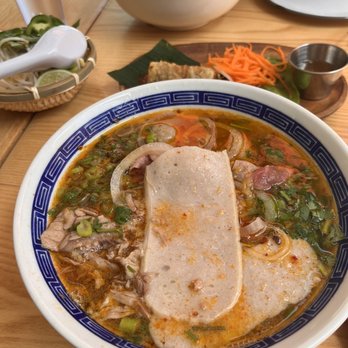 Phobar - Vietnamese Near Me - Brooklyn, New York