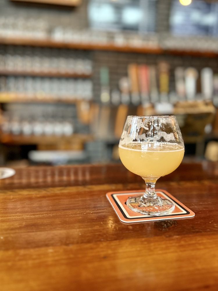 Social spots from Draft & Vessel