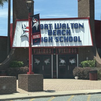Fort Walton Beach High School - Main entrance to FWBHS - Elementary Schools Near Me - Fort Walton Beach, Florida