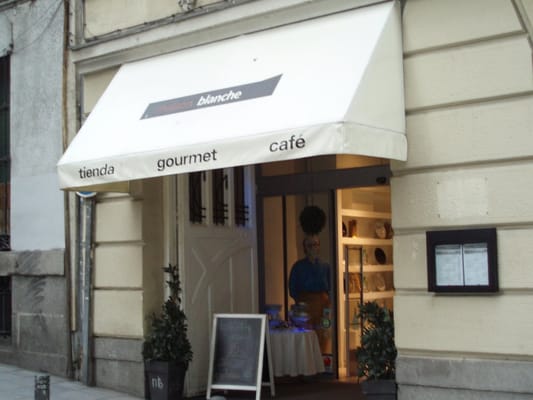 Laptop friendly cafe