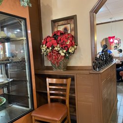 Sunrise Restaurant - Inside decor