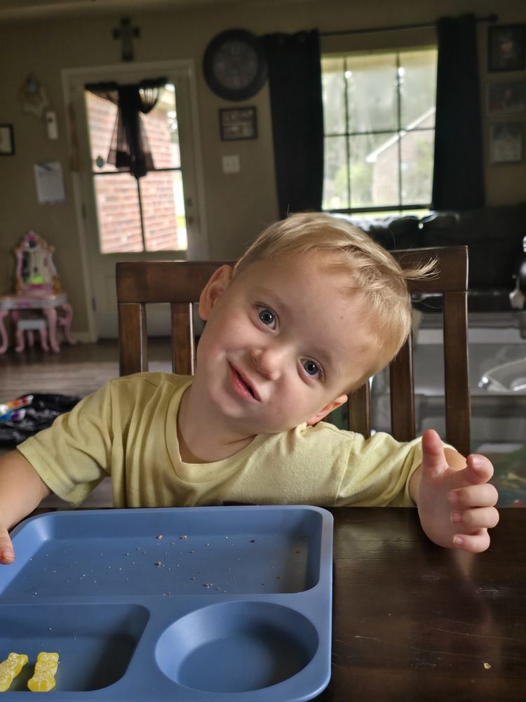 Mrs Dannie's Little Hearts Daycare - childcare center in Walker, LA