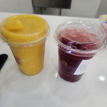 My Panecito - Strawberry Hibiscus Tea Peach Mango Smoothie - Bakeries Near Me - Gardena, California