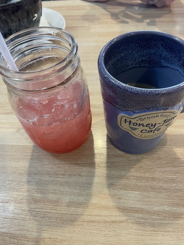 HONEY JAM DAY CAFE 17 Photos & 11 Reviews 401 75th St, Downers grove, Illinois Burgers
