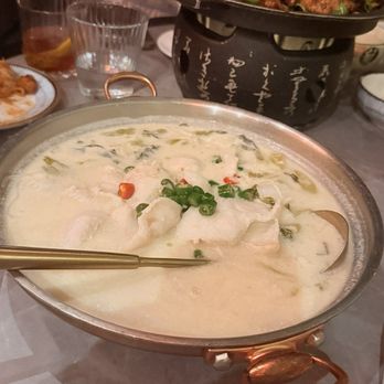 Chi Restaurant & Bar - Szechuan Near Me - New York, New York