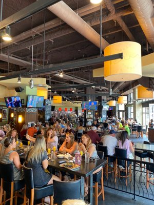 Bar Louie - Nashville by null