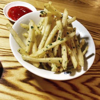 Momosan Ramen Boston - Truffle fries - Bars Near Me - Boston, Massachusetts
