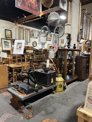 Seattle Antiques Market by null