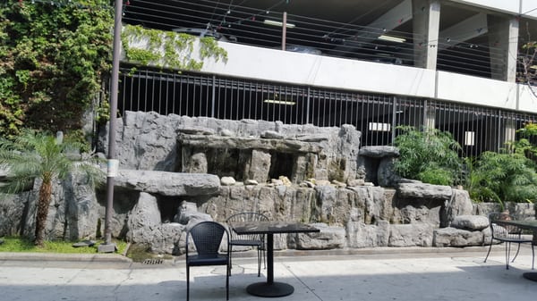 Little Tokyo Galleria by null