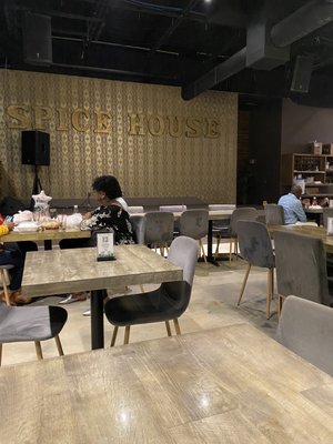 Spice House Restaurant & Lounge by null