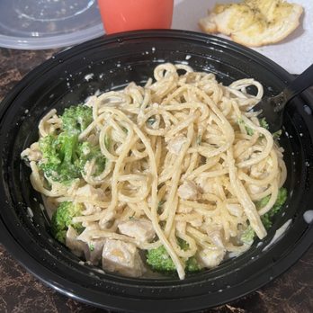 Simply Pasta - Create your own pasta: spaghetti, creamy Alfredo, broccoli and grilled chicken! - Pasta Shops Near Me - Union City, California Simply Pasta - Create your own pasta: spaghetti, creamy Alfredo, broccoli and grilled chicken! - Pasta Shops Near Me - Union City, California