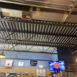 Low Ball Louie's Cigars - Store ceiling