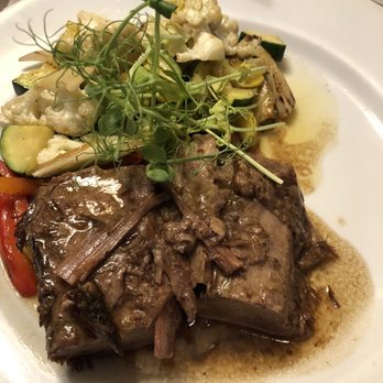 M.A.C. 24/7 - Braised short ribs - American Near Me - Honolulu, Hawaii M.A.C. 24/7 - Braised short ribs - American Near Me - Honolulu, Hawaii