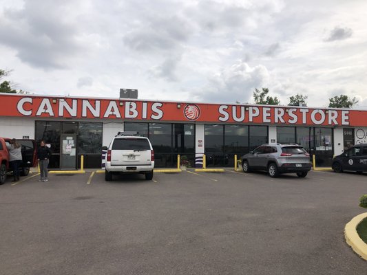 Oasis Cannabis Superstore