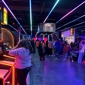 Netflix House - Eatertainment Near Me - Dallas, Texas