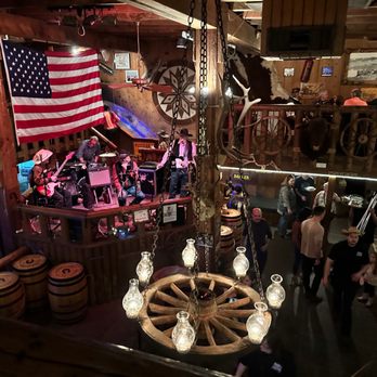 Rustler's Rooste - Atmosphere - Steakhouses Near Me - Phoenix, Arizona