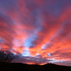 Cliff River Springs - The sky is the show #2.