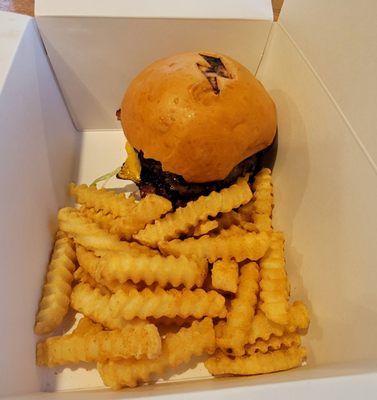 Thunder Bacon Burger Co by null