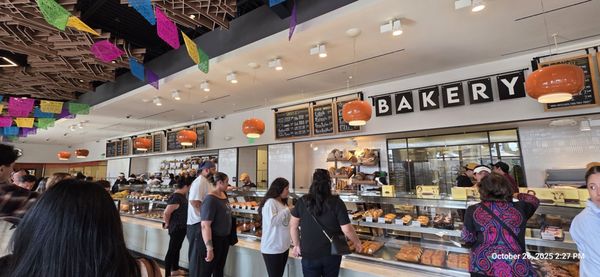 Porto's Bakery and Cafe by null