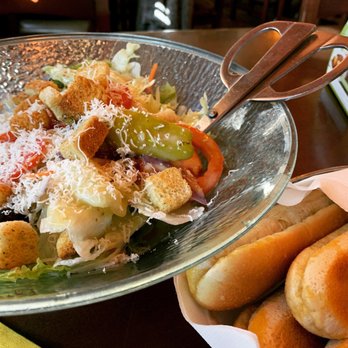 Olive Garden Italian Restaurant - Classics - salad and breadsticks - Italian Near Me - Yonkers, New York Olive Garden Italian Restaurant - Classics - salad and breadsticks - Italian Near Me - Yonkers, New York