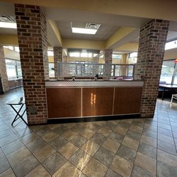 Hardee's - Lobby and dining area