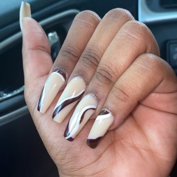 Happy Nails Brows & Lashes Bar - Nail Salons Near Me - Chicago, Illinois