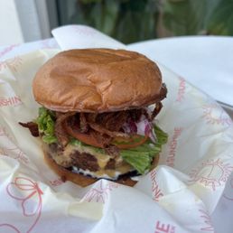 Classic Cheeseburger