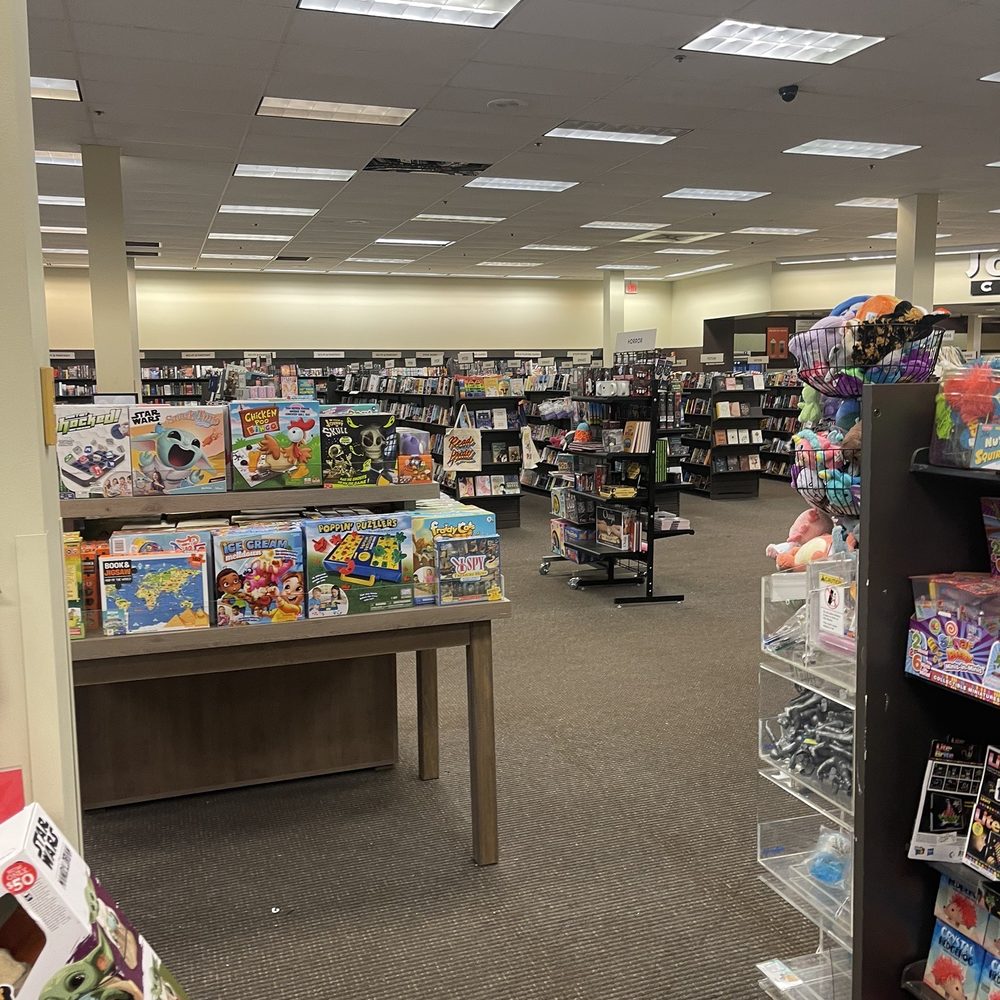 Books-A-Million - Bookstores Near Me - Leesburg, Florida