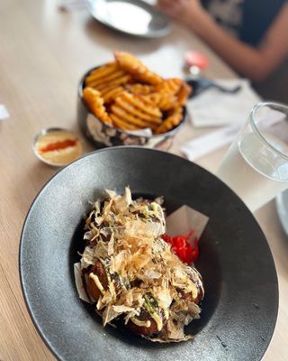 Sazan Ramen by null