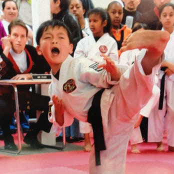 West Wind Schools - Demonstrating a great side kick at the Tournament - Martial Arts Near Me - Alameda, California West Wind Schools - Demonstrating a great side kick at the Tournament - Martial Arts Near Me - Alameda, California