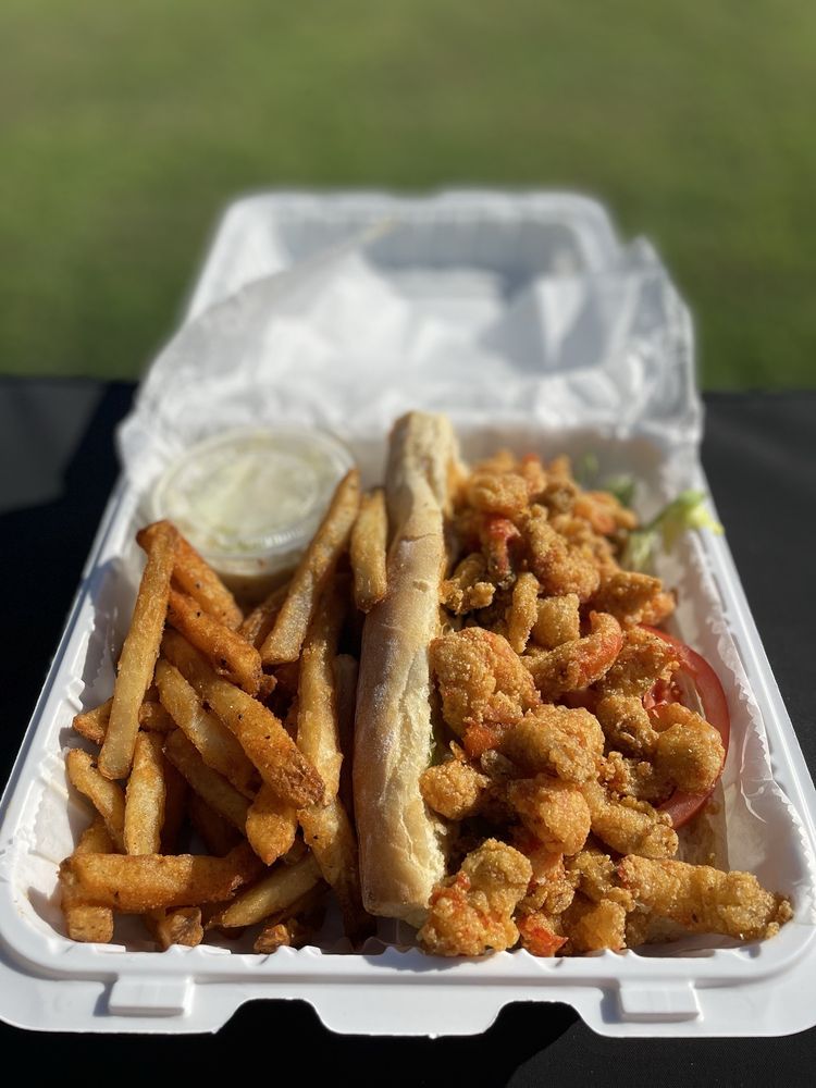 Po' Boys Creole Restaurant Logo