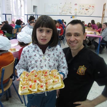 Virgen del Carmen - taller de roscon de reyes por las escuelas de sevilla con con el pastelero miguel mora - Desserts Near Me - Seville, SE Virgen del Carmen - taller de roscon de reyes por las escuelas de sevilla con con el pastelero miguel mora - Desserts Near Me - Seville, SE