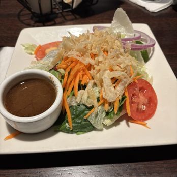 Doolittles Woodfire Grill - House Salad - American Near Me - Eagan, Minnesota