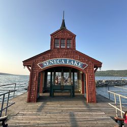 Watkins Glen Harbor Hotel - Seneca Lake