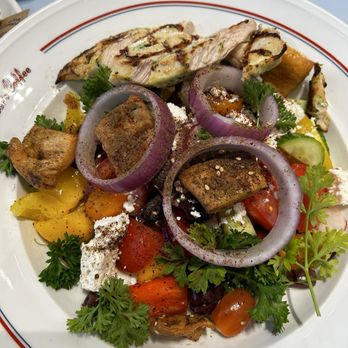 Cafe Landwer - Yonge & Bloor - Fattoush salad - Breakfast & Brunch Near Me - Toronto, Ontario