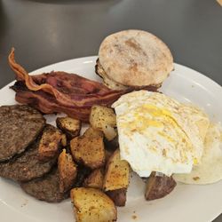 Eggs Up Grill