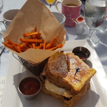 26 Beach Restaurant - New American Near Me - Venice, California