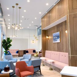 One Medical Primary Care Clinic - Newton - One Medical: Newton reception