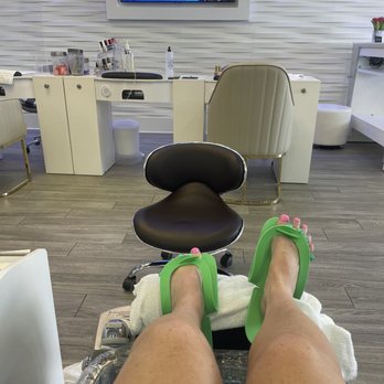 Lila's Nails & Spa - pedicure seats - Nail Salons Near Me - Fairlawn, Ohio Lila's Nails & Spa - pedicure seats - Nail Salons Near Me - Fairlawn, Ohio