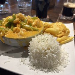 The Singing Pub - Red Thai Prawn Curry.